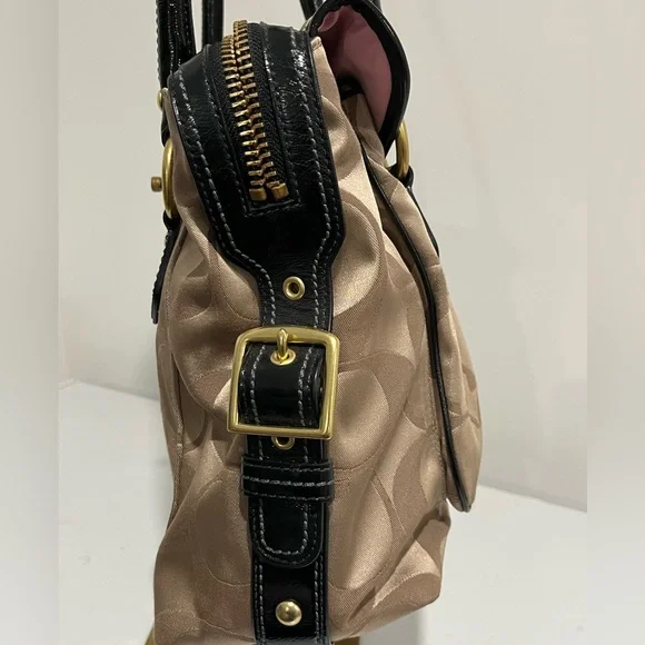Coach Addison Shoulder Tote Bag